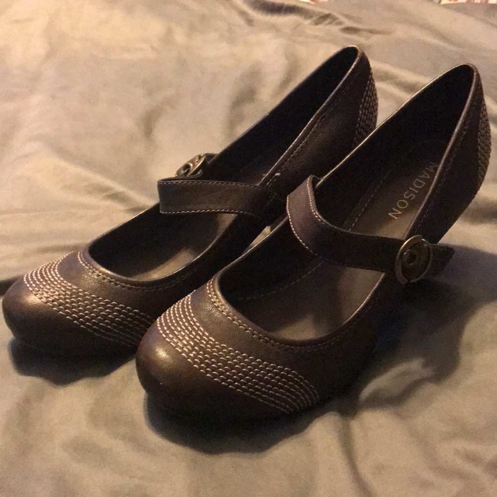 Barely worn brown Mary Jane style pumps